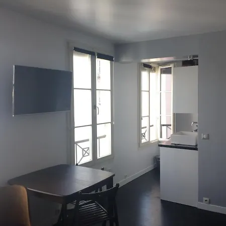 Lovely In Ste-marthe Village Apartment *